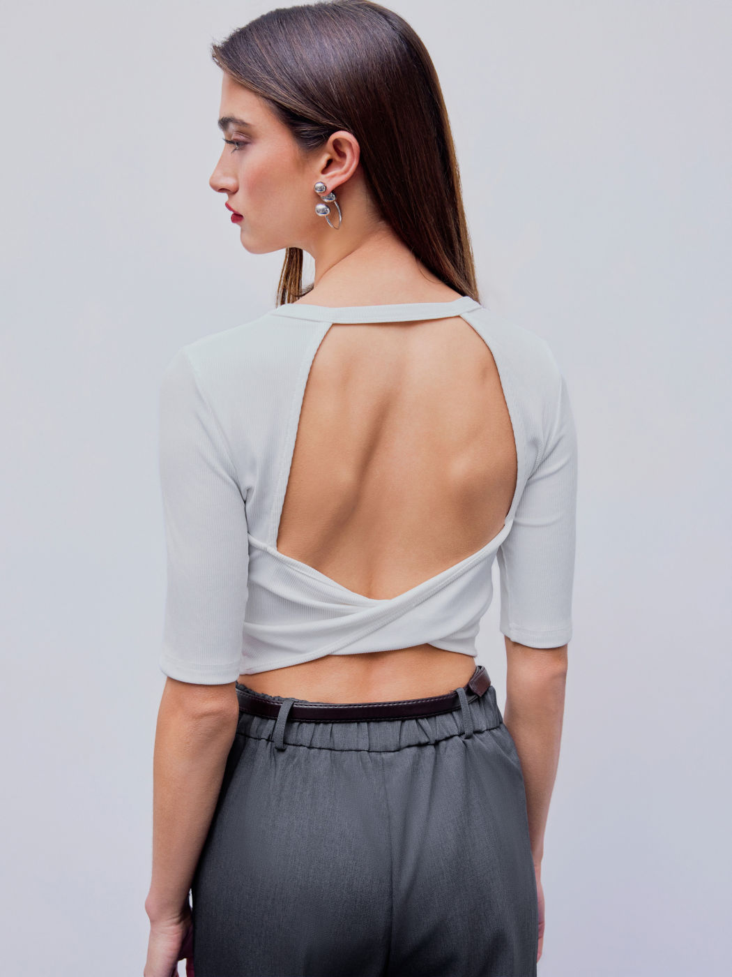 Round Neck Backless Short Sleeve Top