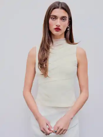  Mesh Patchy Turtle Neck Solid Ruched Crop Top
