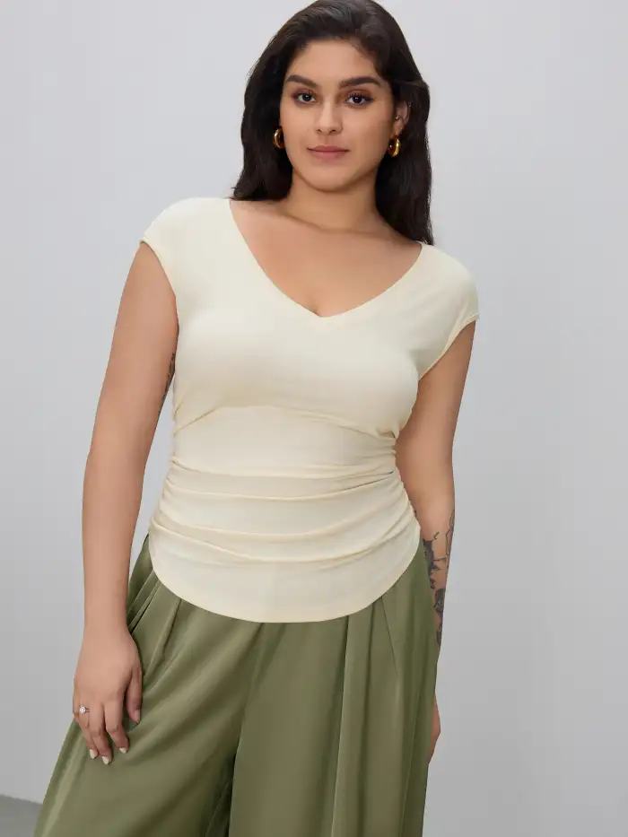 Plus Size Clothing - Buy Curve Clothing for Women Online in India