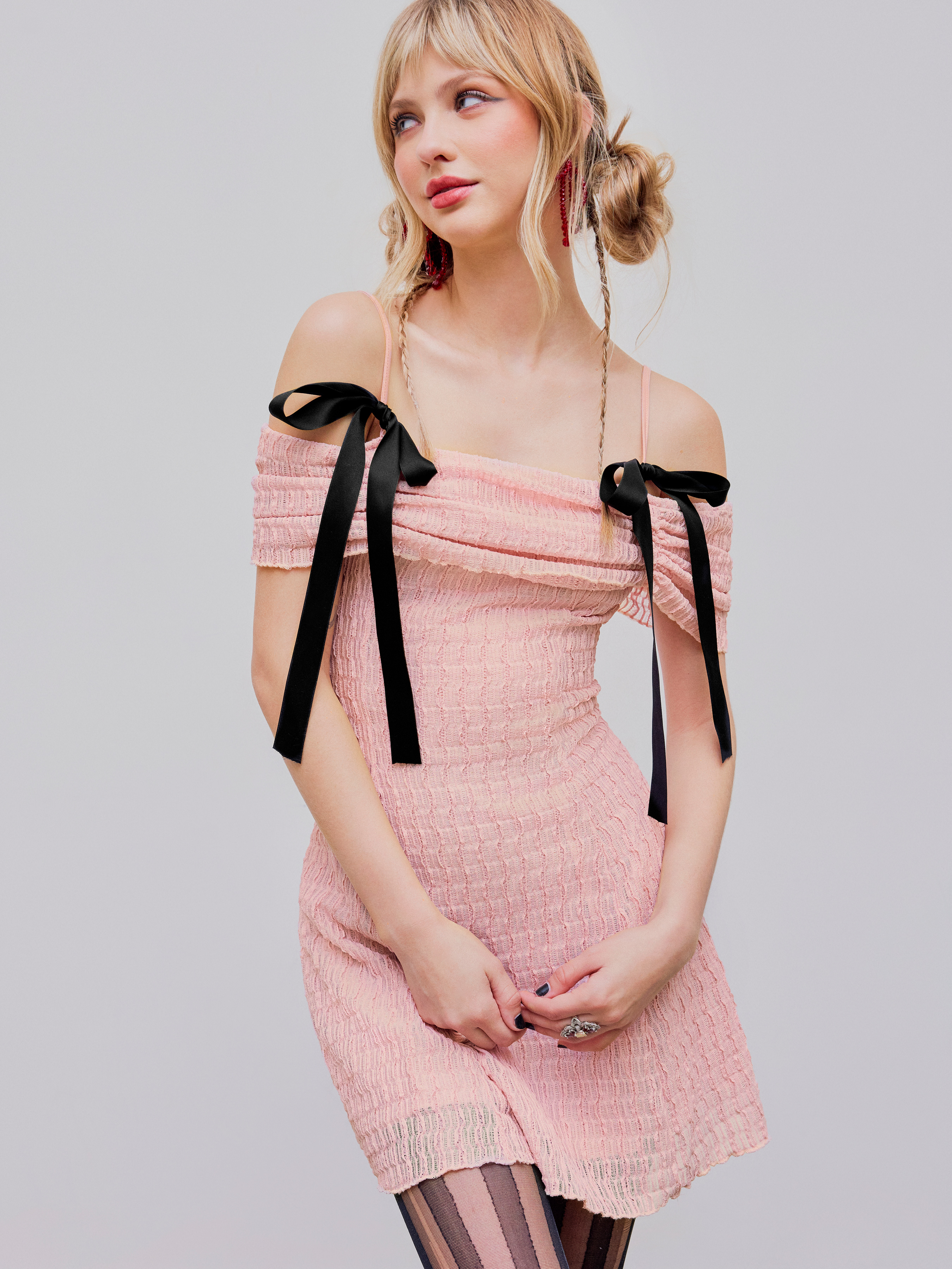 【WONDER WONDER】Morris off-shoulder mini bokashi knit op 0R8A6723.jpg?crop=center&