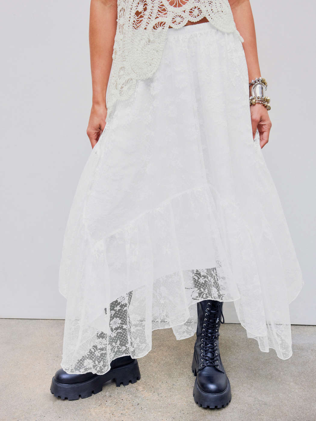 Festival Outfits Western Outfits Lace Mid Rise Asymmetrical Hem