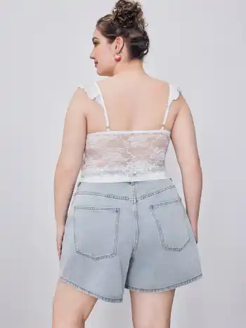 Jeans Mid-Rise Shorts mit Spitzensaum Kurve & Plus
