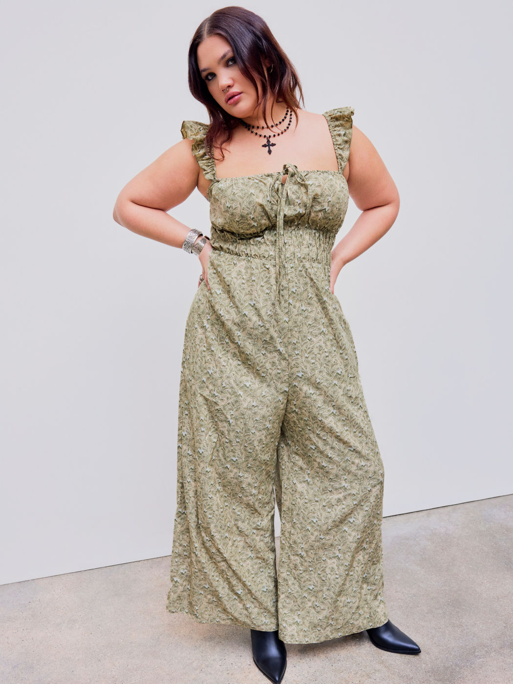 Woven Square Neck Ruffle Hem Floral Jumpsuit Curve & Plus