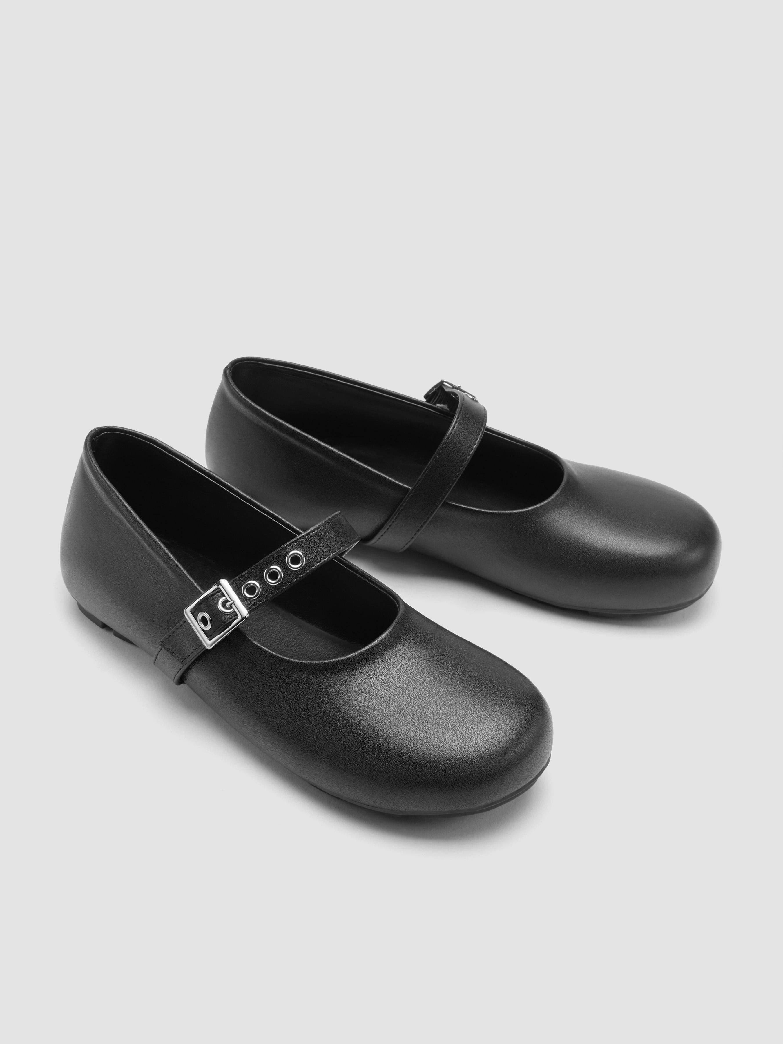 BUCKLE CLEATED MARY JANE FLATS For Ecole Decontracte quotidien