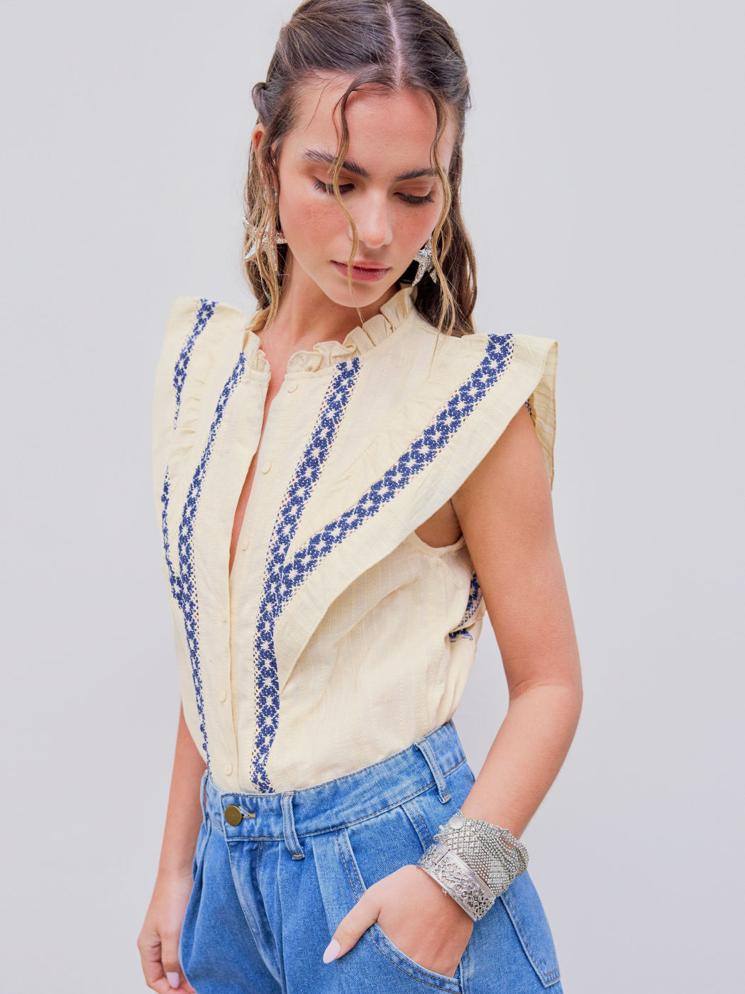 100% Cotton Stand Collar Crochet Contrasting Binding Short Sleeve Blouse