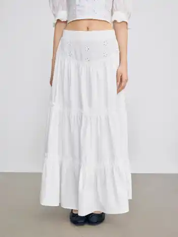 Gewebtes Maxi-Rüffelskirt mit englischer Stickerei
