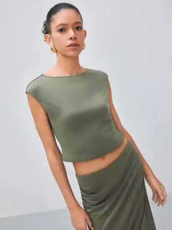 Einfarbiges Tank-Top & Rüschendes Maxi-Skirt