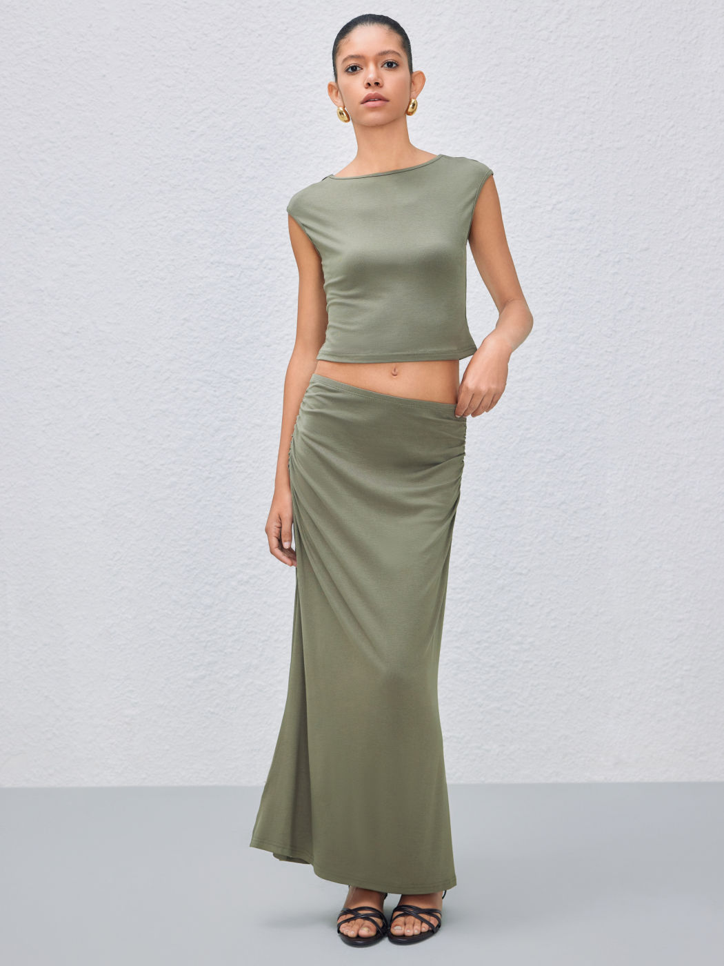 Solid Tank Top & Ruched Maxi Skirt