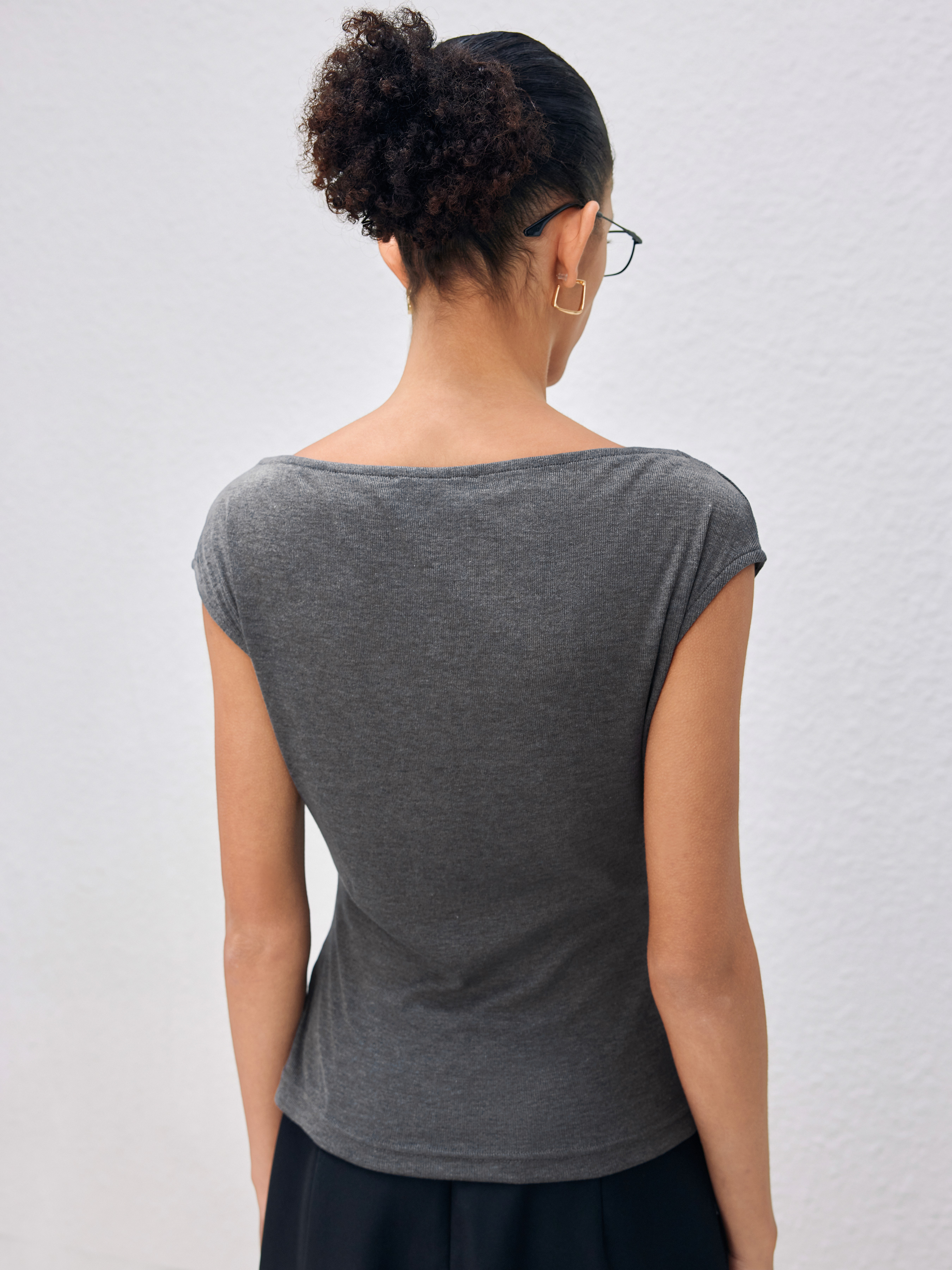 Knit Fabric Boat Neck Solid Ruched Short Sleeve Top For