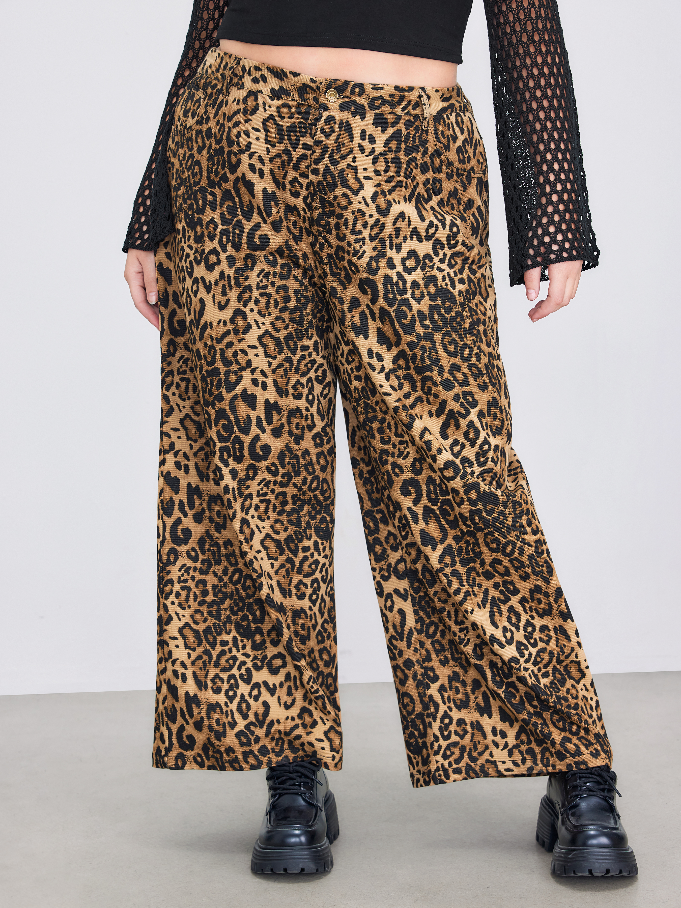 Mid Rise Leopard Wide Leg Trousers Curve & Plus