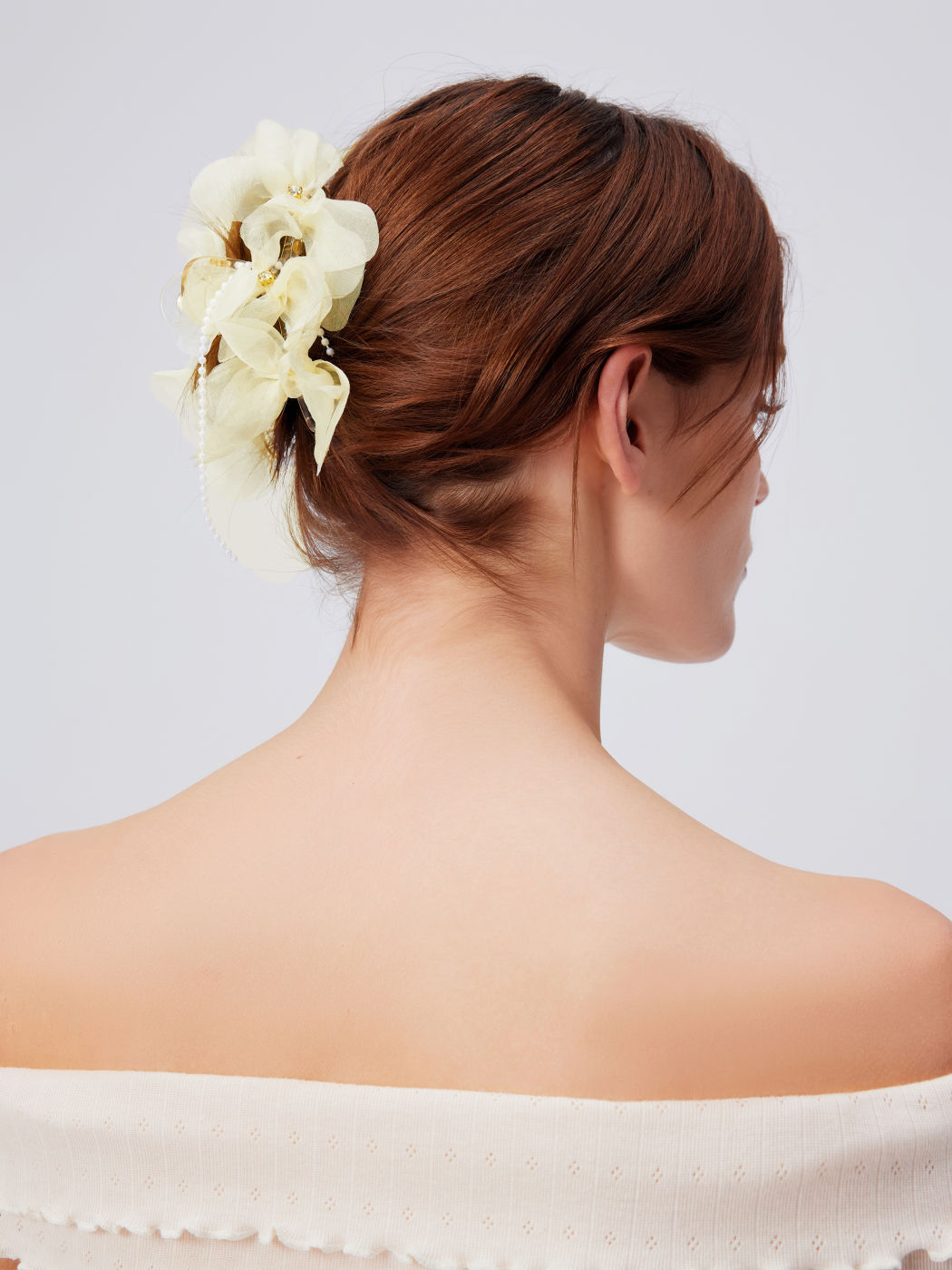 FLOWER FAUX PEARL HAIR CLAW