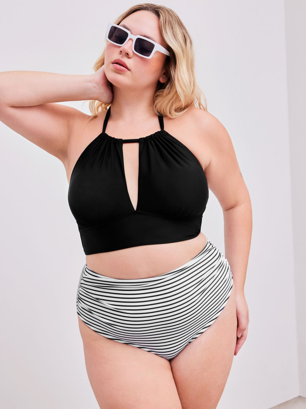 Shaping Striped Halter Full Coverage Bikini Swimsuit Curve & Plus
