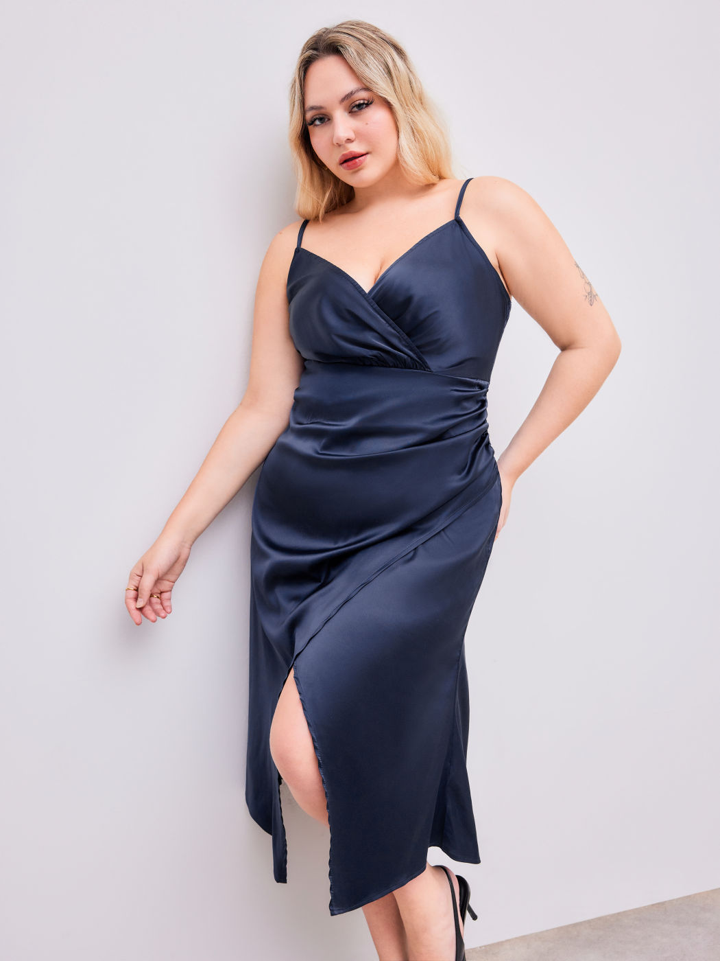 Satin Solid Ruched Split Wrap Midi Dress Curve & Plus