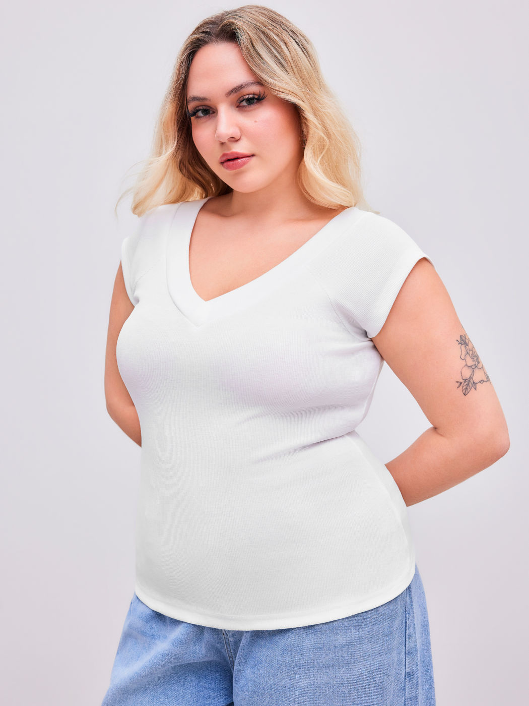 Solid Knit Tanktop mit V-Ausschnitt Kurve & Plus