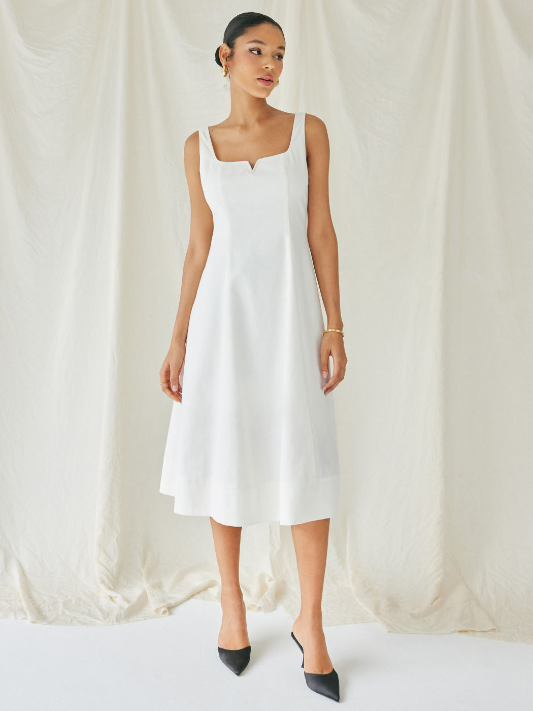 Linen-blend Square Neck Solid Shirred Midi Dress