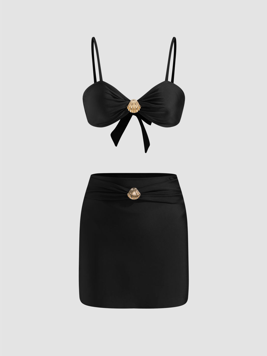 V-neck Scallop Detail Bracelet Cheeky Bikini Swimsuit With Beach Skirt