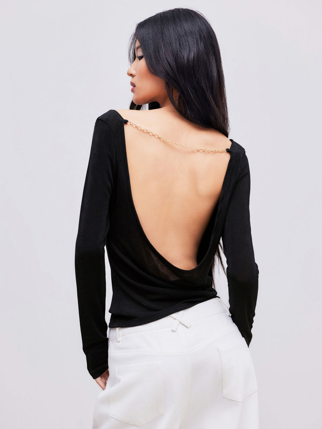 Boat Neck Solid Backless Chain Long Sleeve Tee