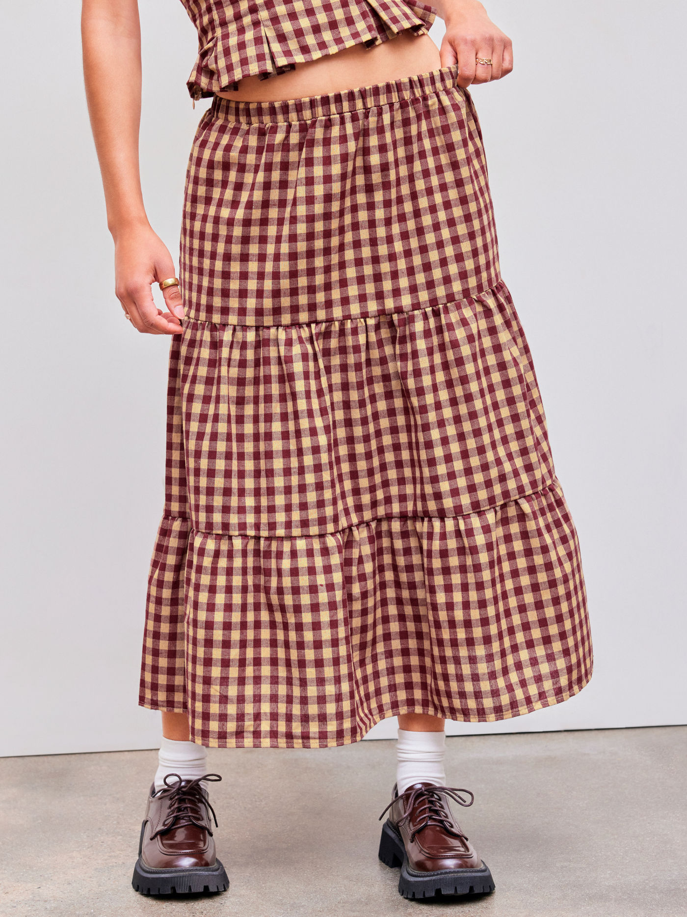 Woven High Rise Gingham Tiered Midi Skirt