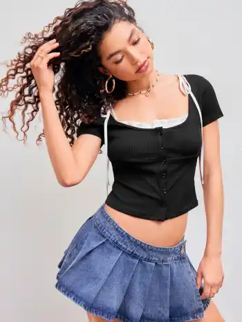 Scoop Neck Zweifarbiger Geknoteter Lettuce Trim Kurzarm Top