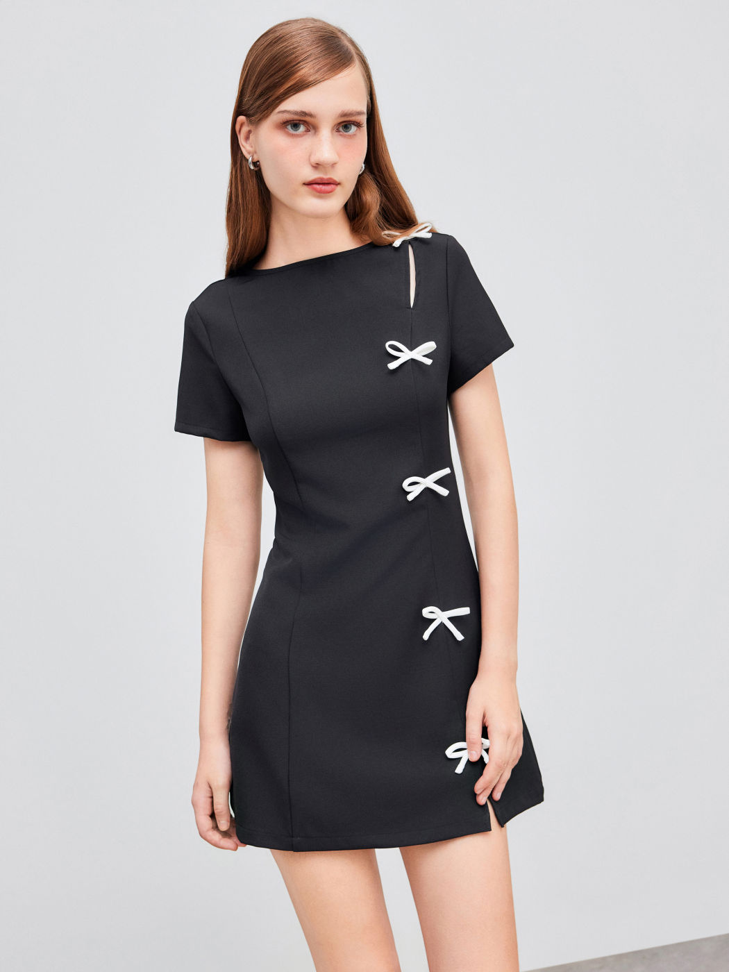 Gewebtes Rundhals Einfarbiges Schleifen Minikleid
