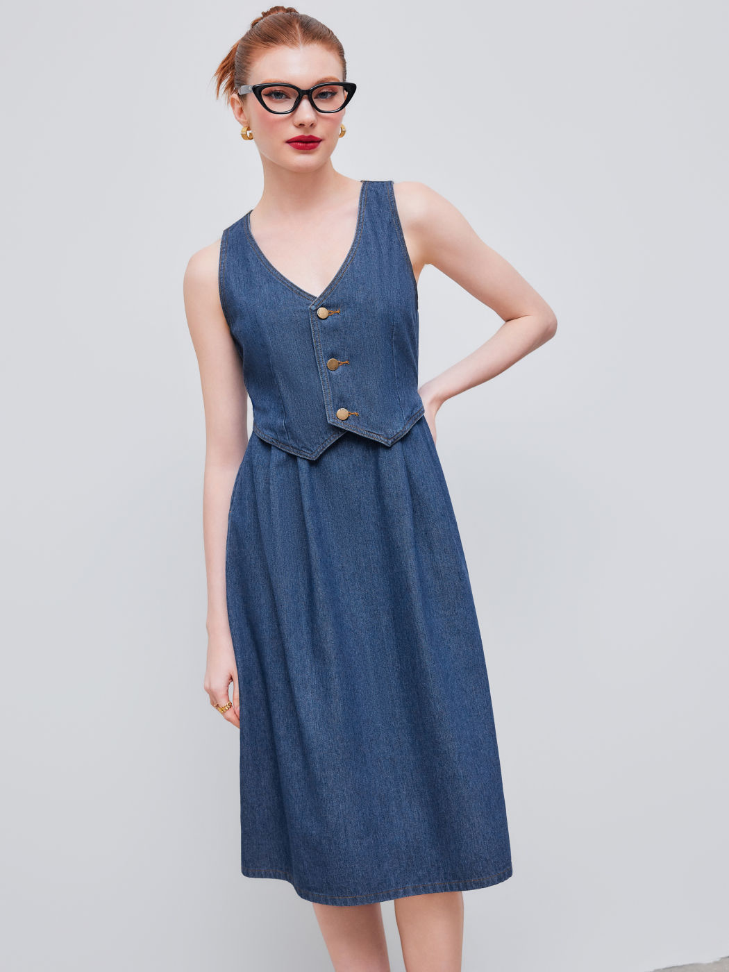Jeanskleid mit Knopf und Tasche ohne Ärmel Maxikleid