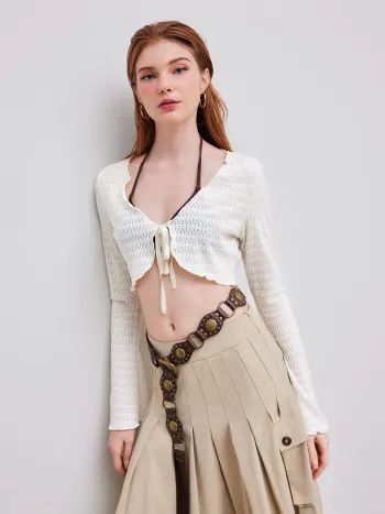 Einfarbige Strickjacke mit Struktur