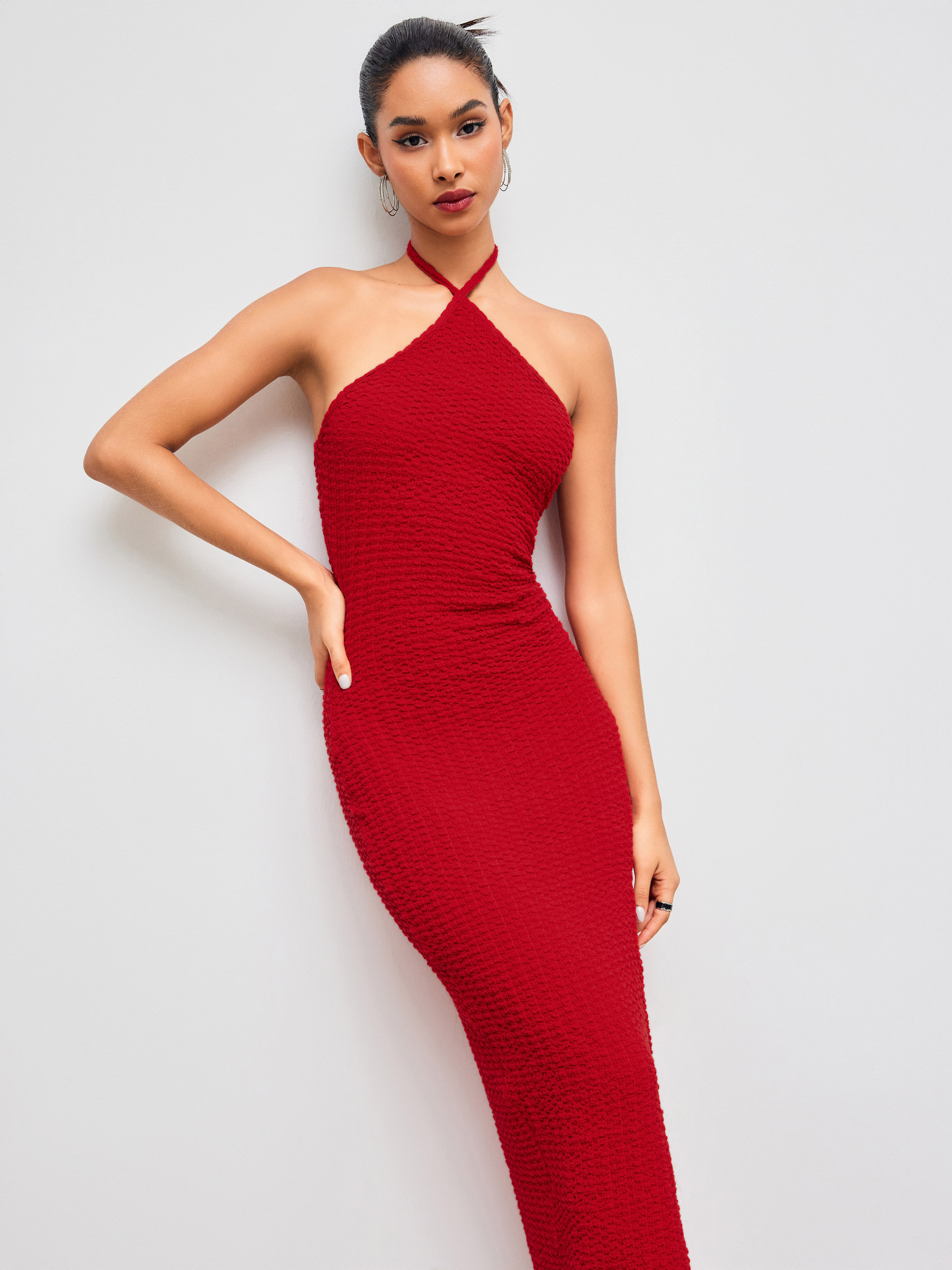 CIDER Halter Neck Knit Maxi Dress – Lightweight, Stretchy & Opaque Long Dress For Casual Or Dressy Outings