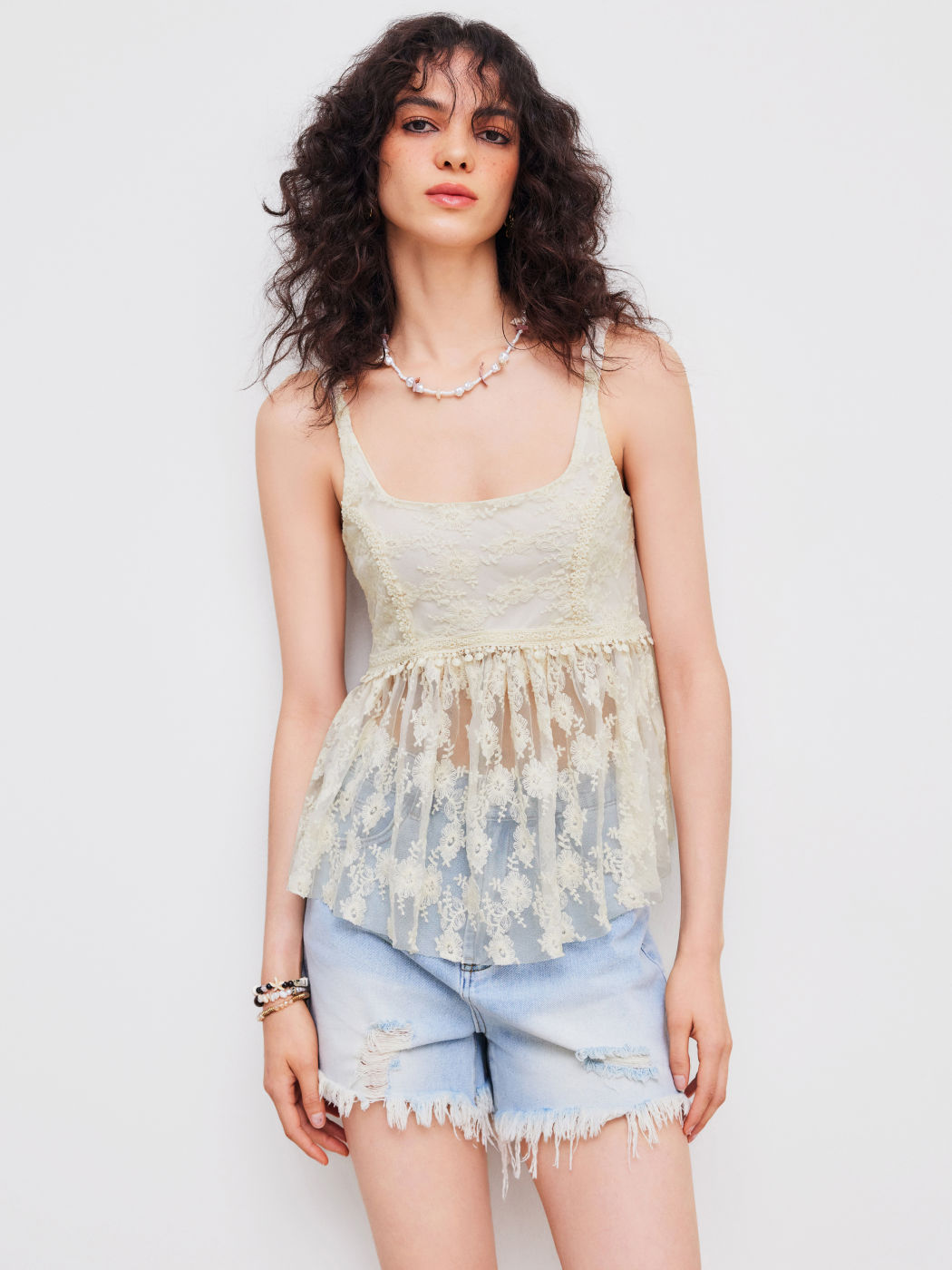 Spitzen Scoop Neck Unifarben Rüschen Saum Cami Top