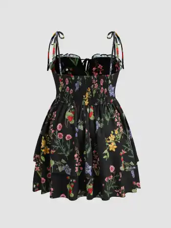 Robe courte en tissu floral avec volants, nœud et empilement Curve & Plus