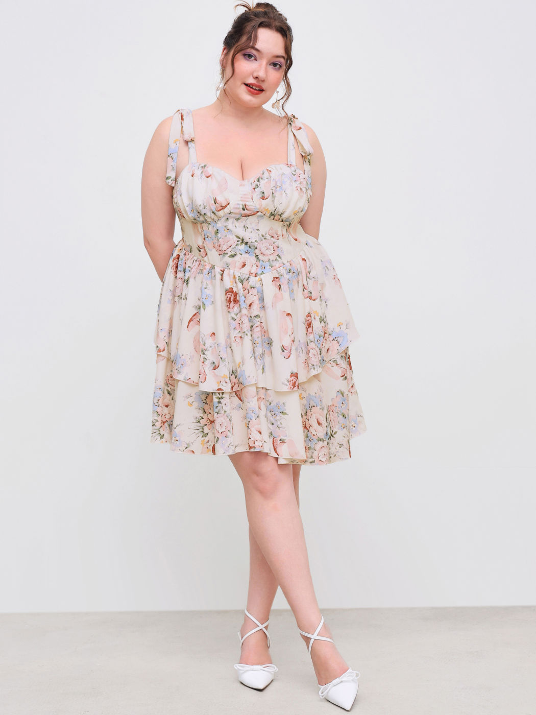 Blumen Mehrlagiges Geknotetes Minikleid Kurve & Plus