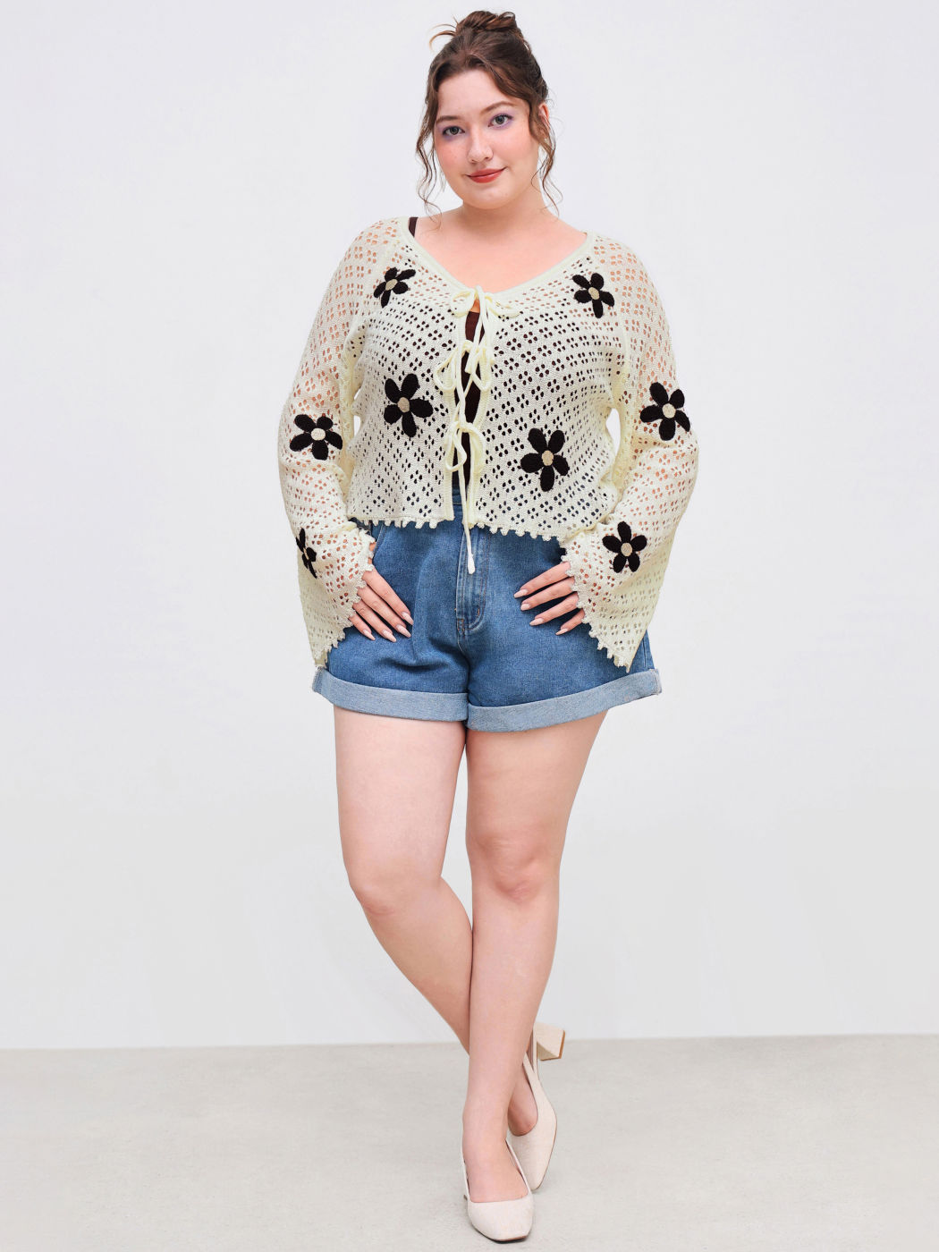 Knitted V-neck Floral Knotted Hollow Out Cardigan Curve & Plus
