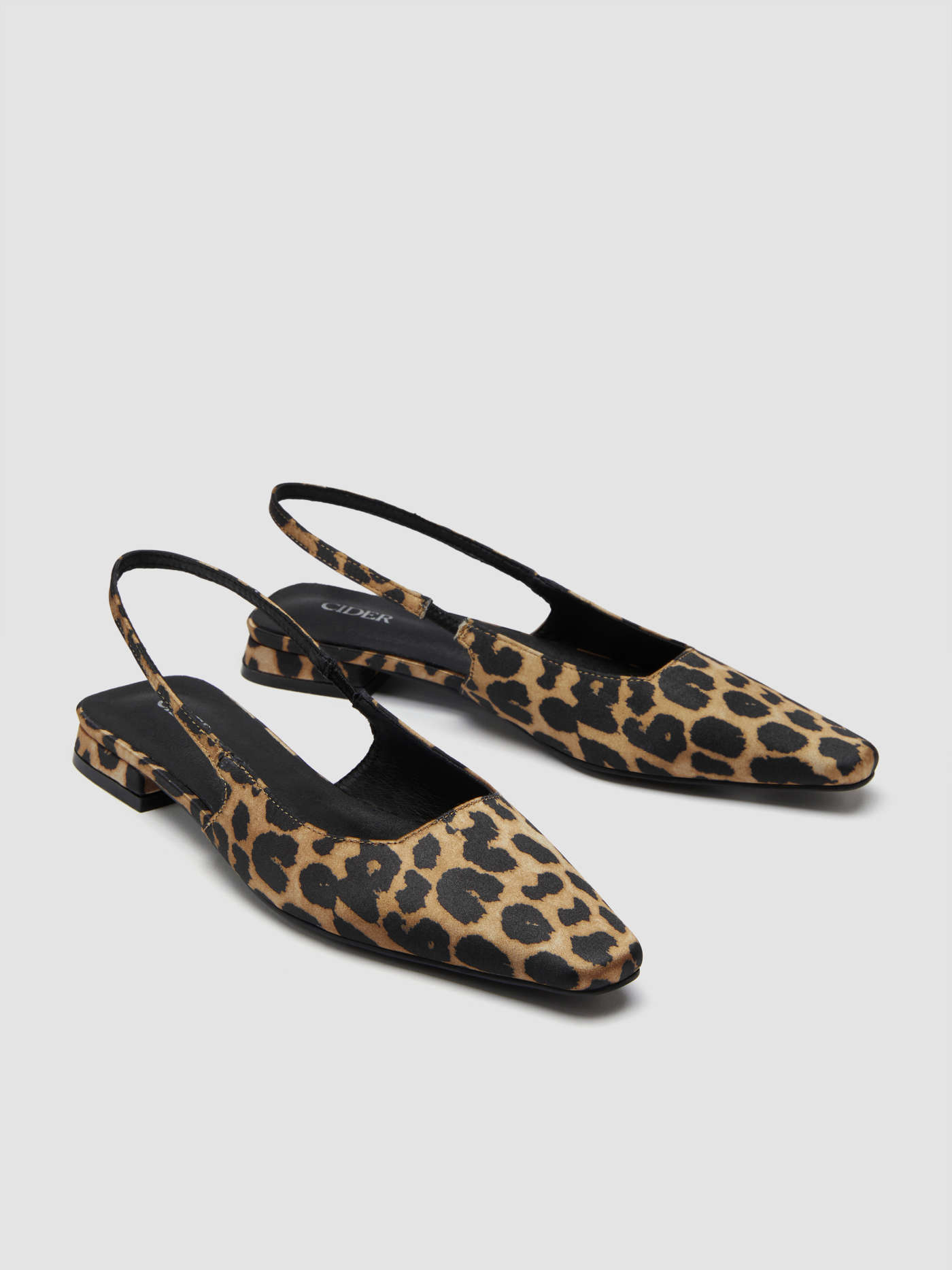 LEOPARD PRINT SLINGBACK FLATS