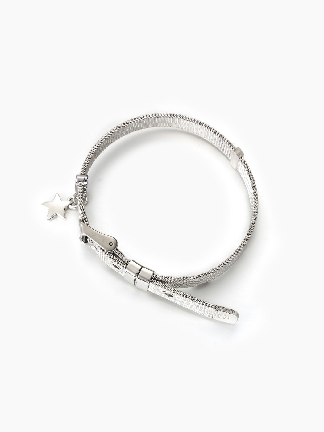 BUCKLE STAR BANGLE