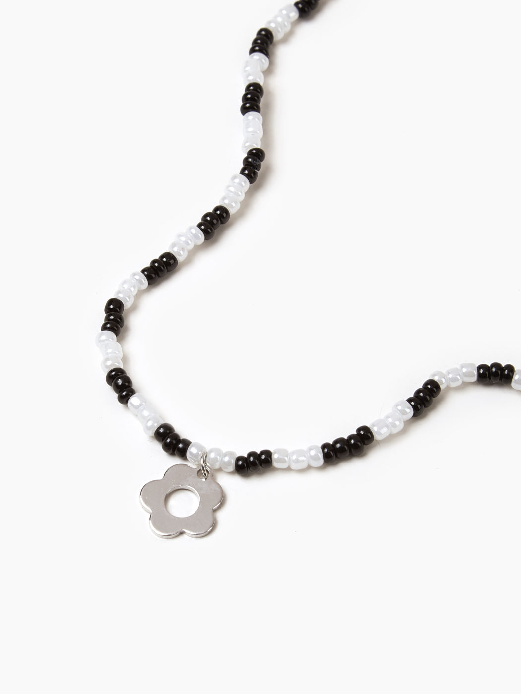 FLORAL PENDANT BEADED NECKLACE