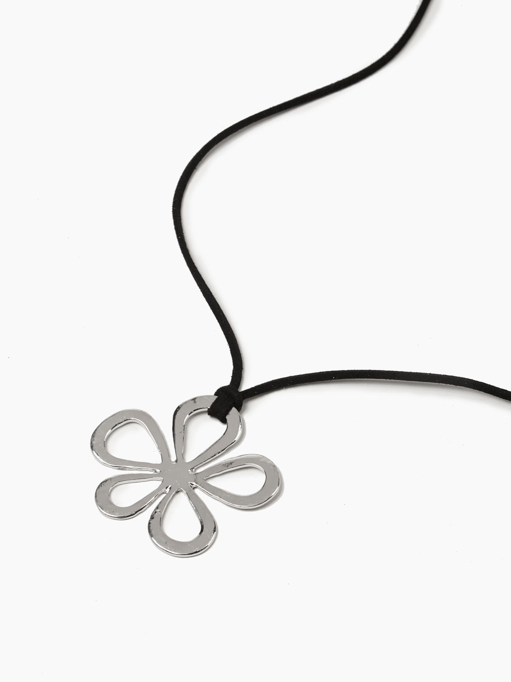 METALLIC FLOWER PENDANT NECKLACE