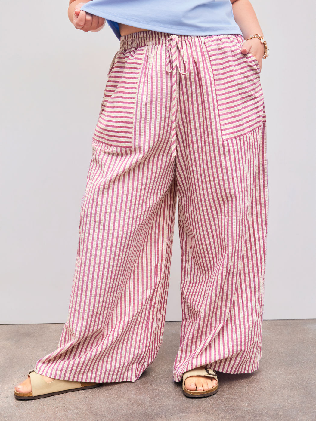 Gewebte Mid Rise Elastische Taille Gestreifte Taschen Weite Hosen Kurve & Plus