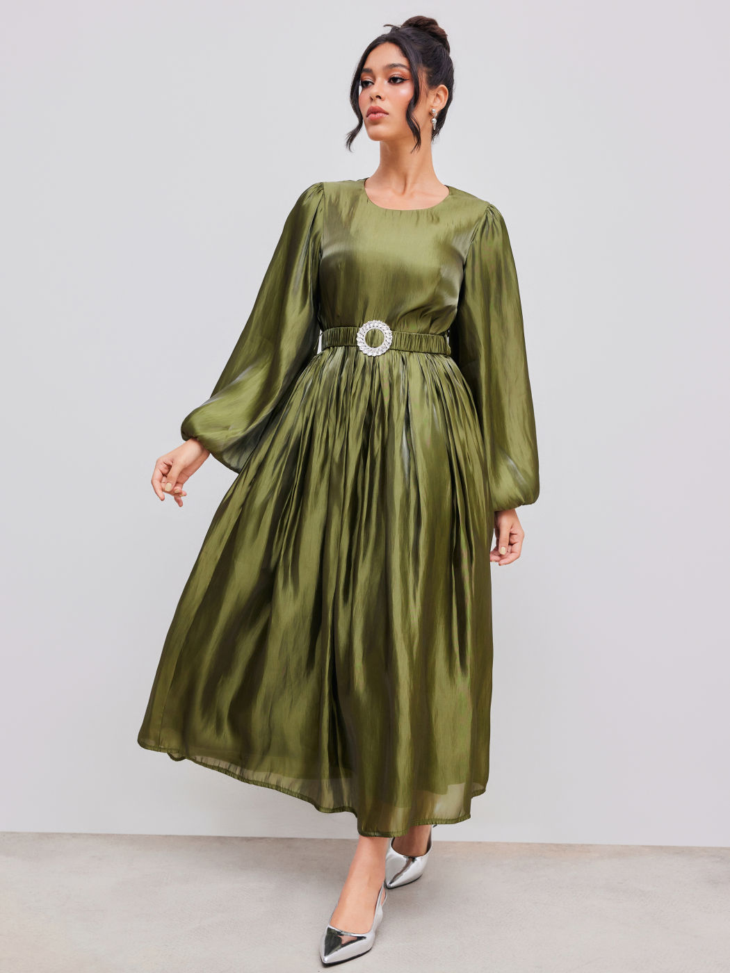 Satin Round Neckline Solid Maxi Dress With Belt