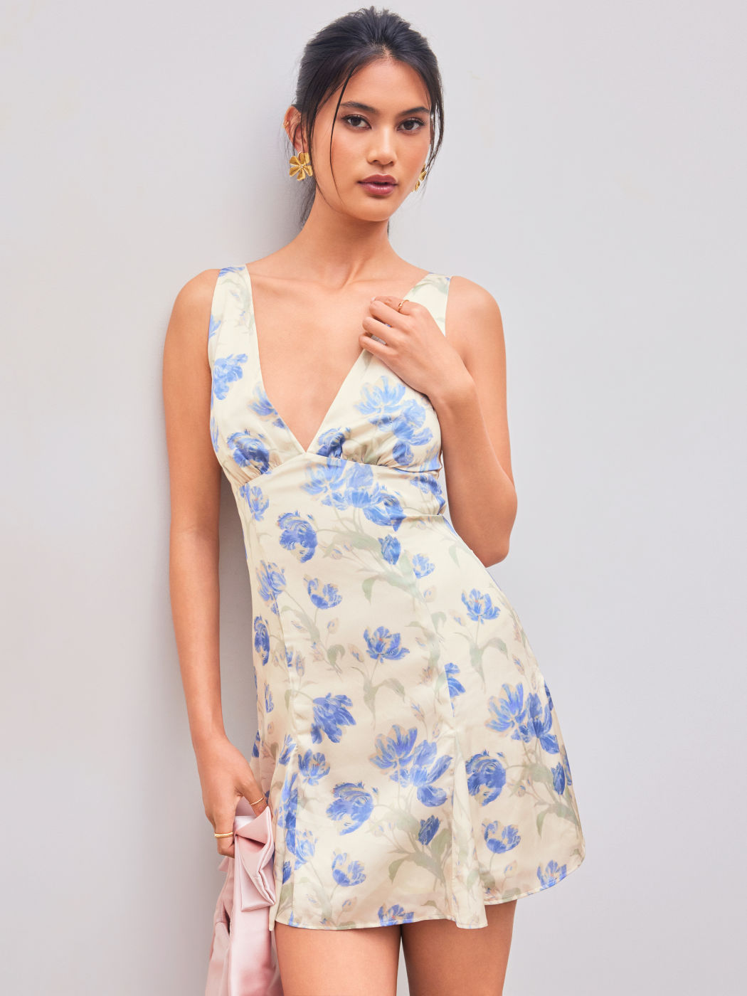V-neck Floral Knotted Mini Dress