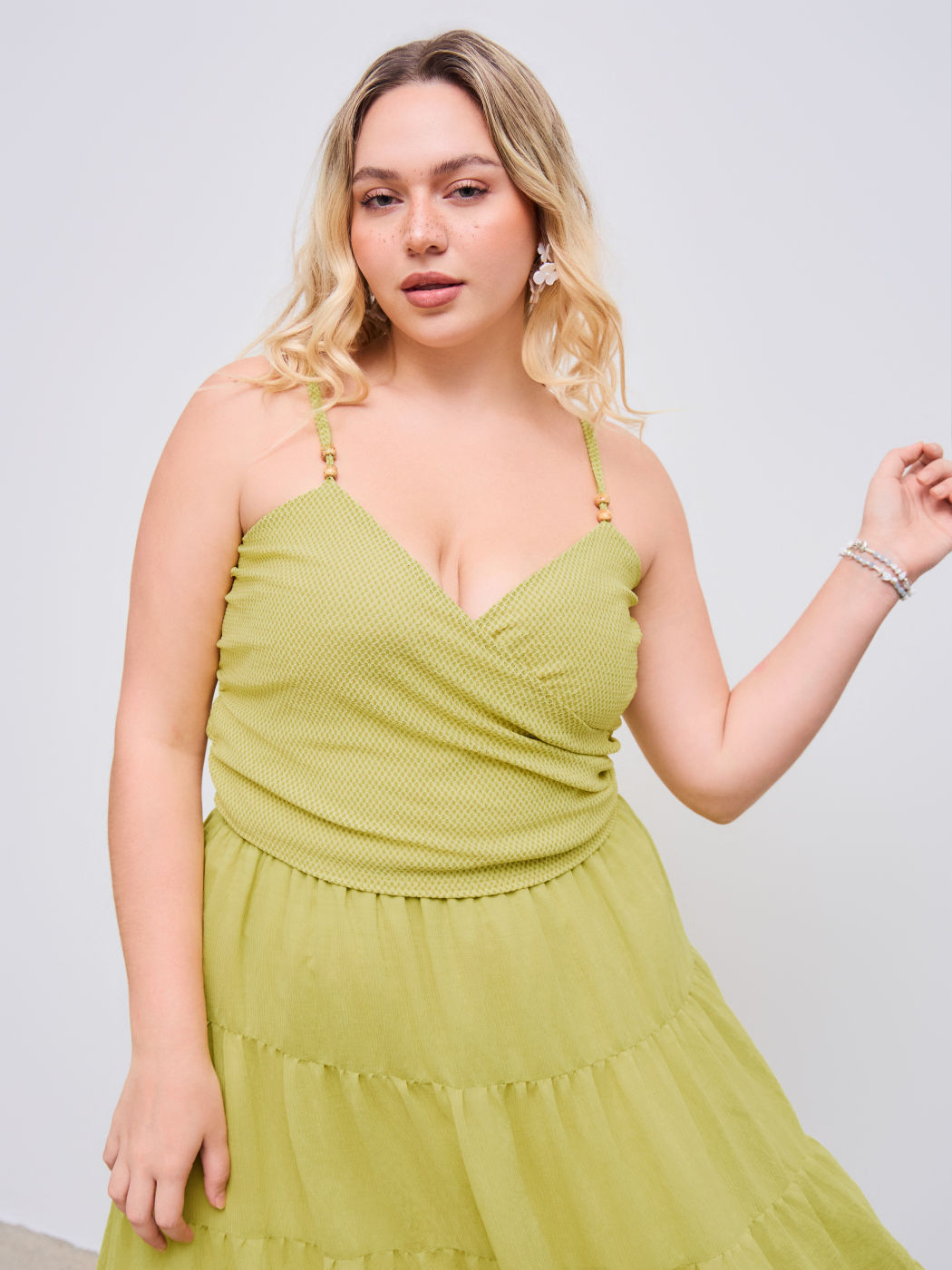 Woven V-neck Solid Beaded Knotted Crop Cami Top Curve & Plus