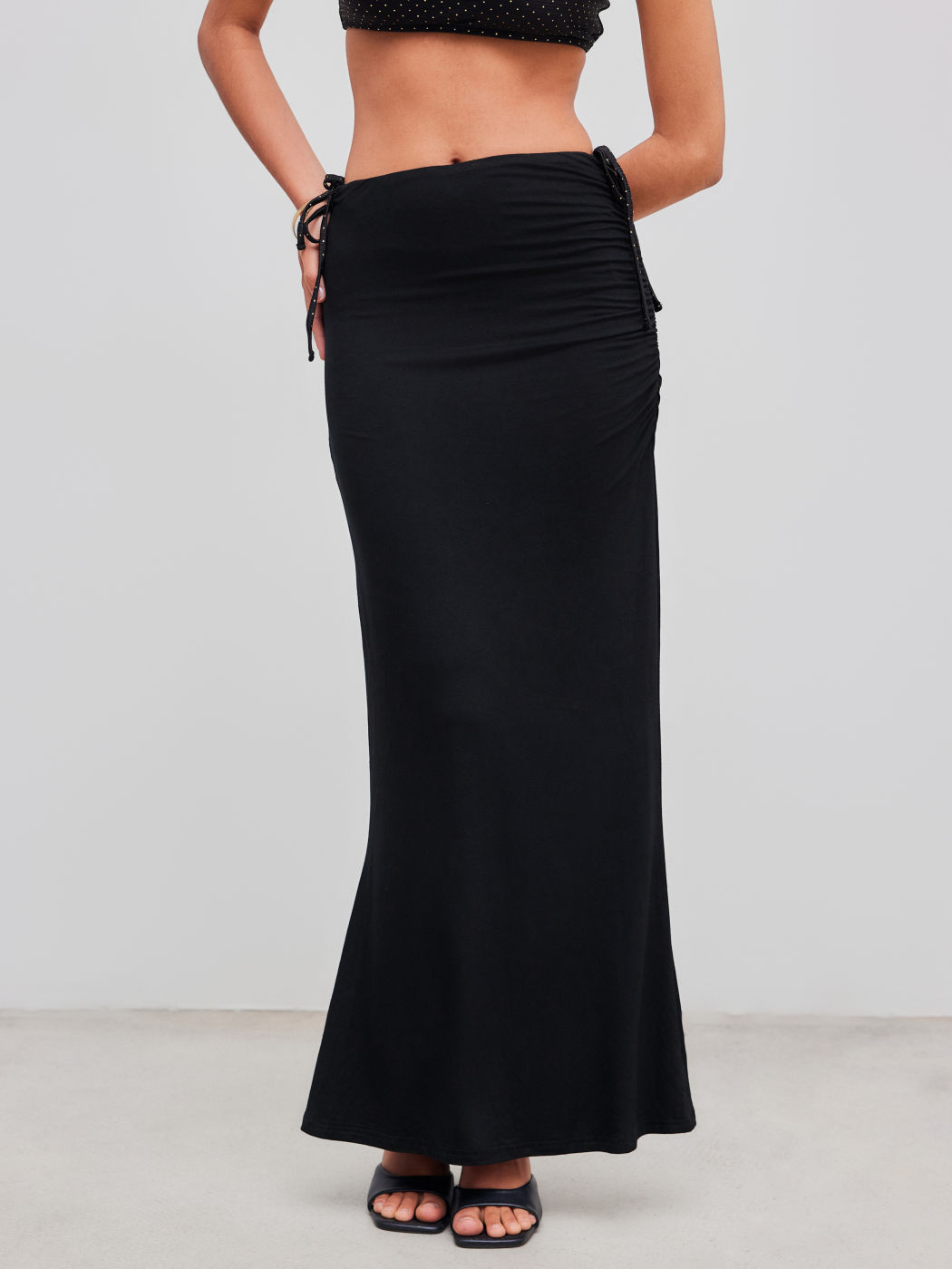 Mid Rise Solid Ruched Maxi Skirt