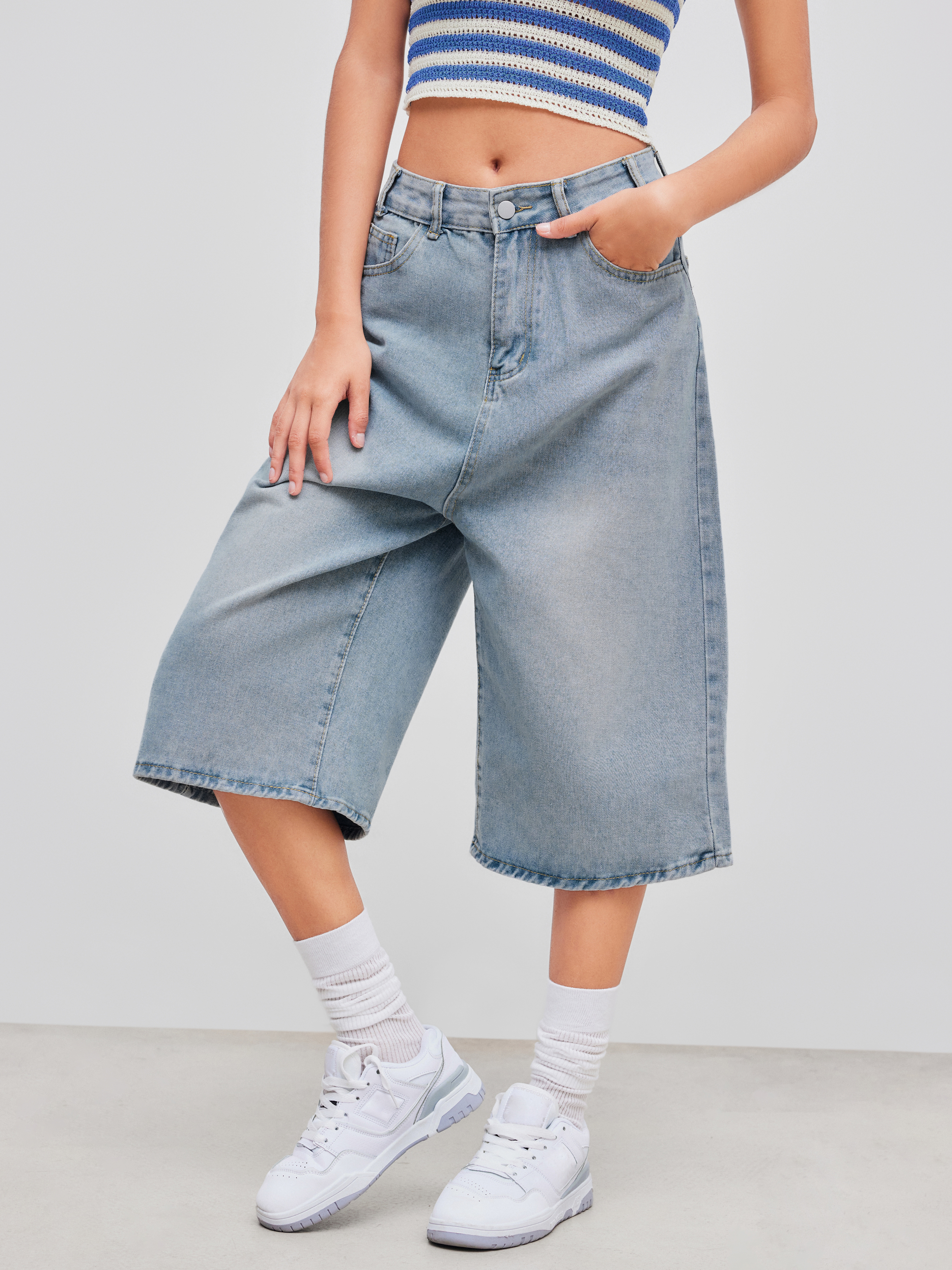 Denim Denim Mid Rise Solid Pocket Wide Leg Bermuda Shorts