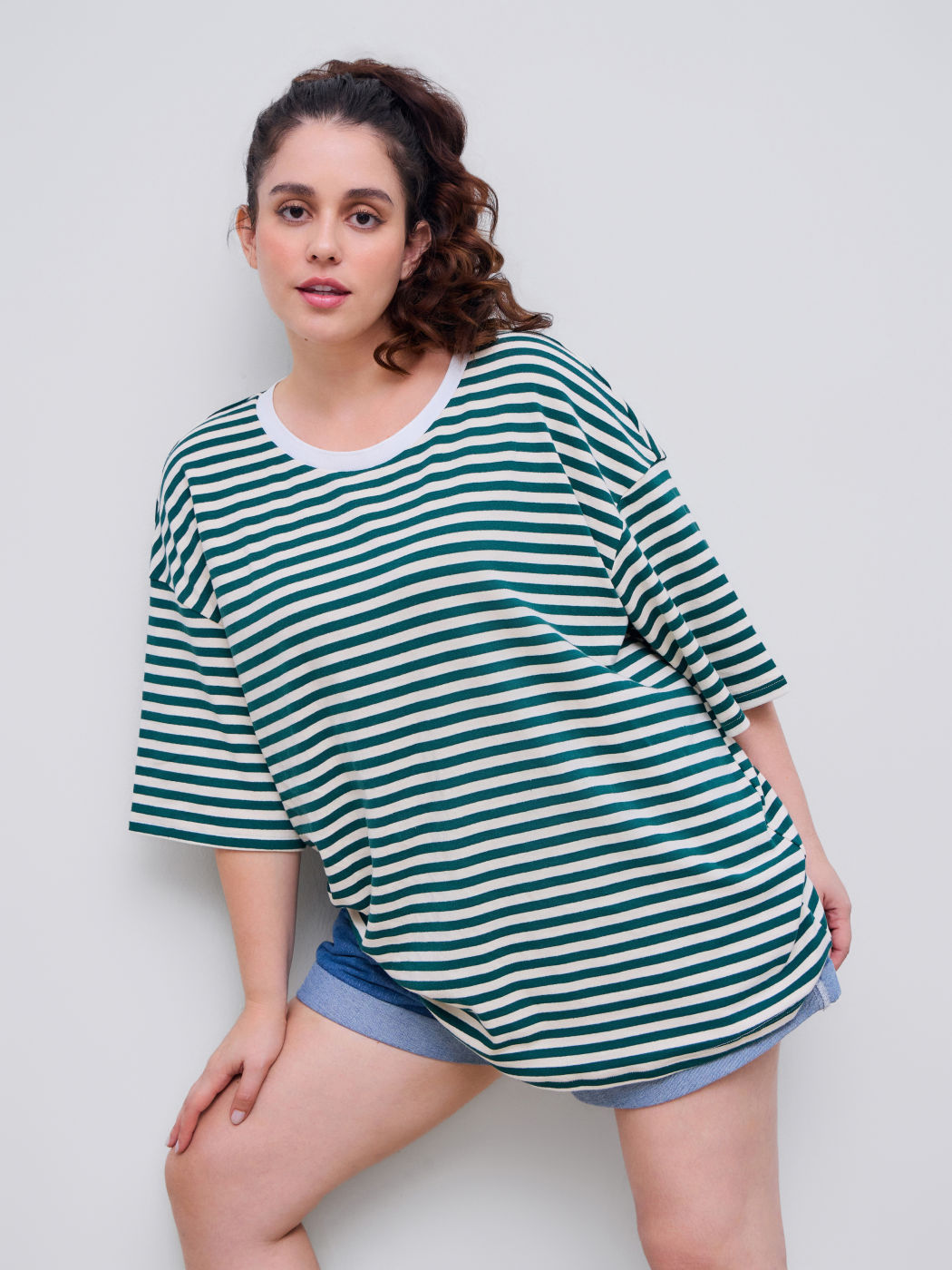 Cotton-blend Round Neckline Striped Short Sleeve Tee Curve & Plus