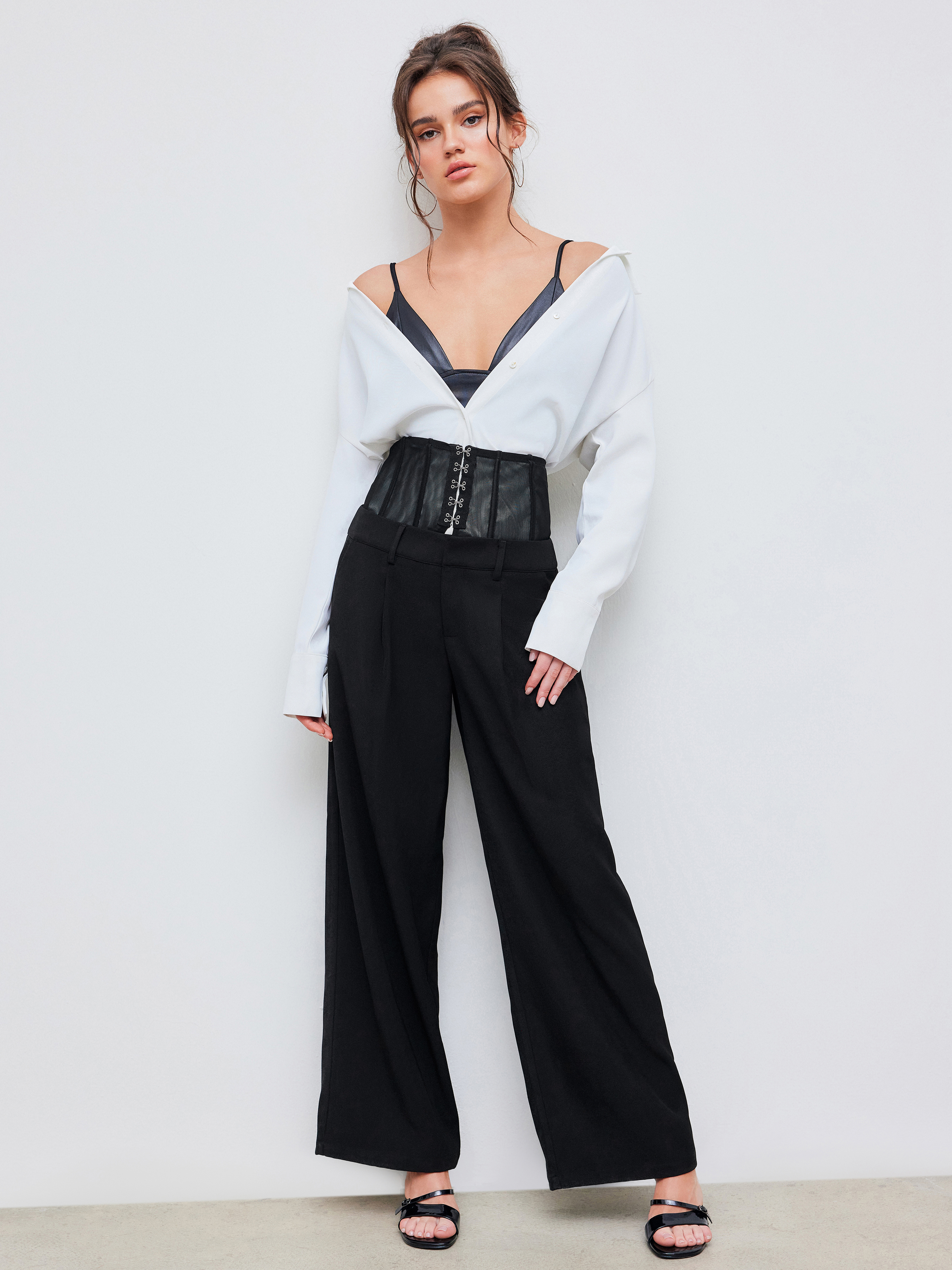 【BOHEMIAN SEOUL】WAIST BELTED WIDE PANTS Solid Belted Pleated Wide Leg Pants – COMMENSE