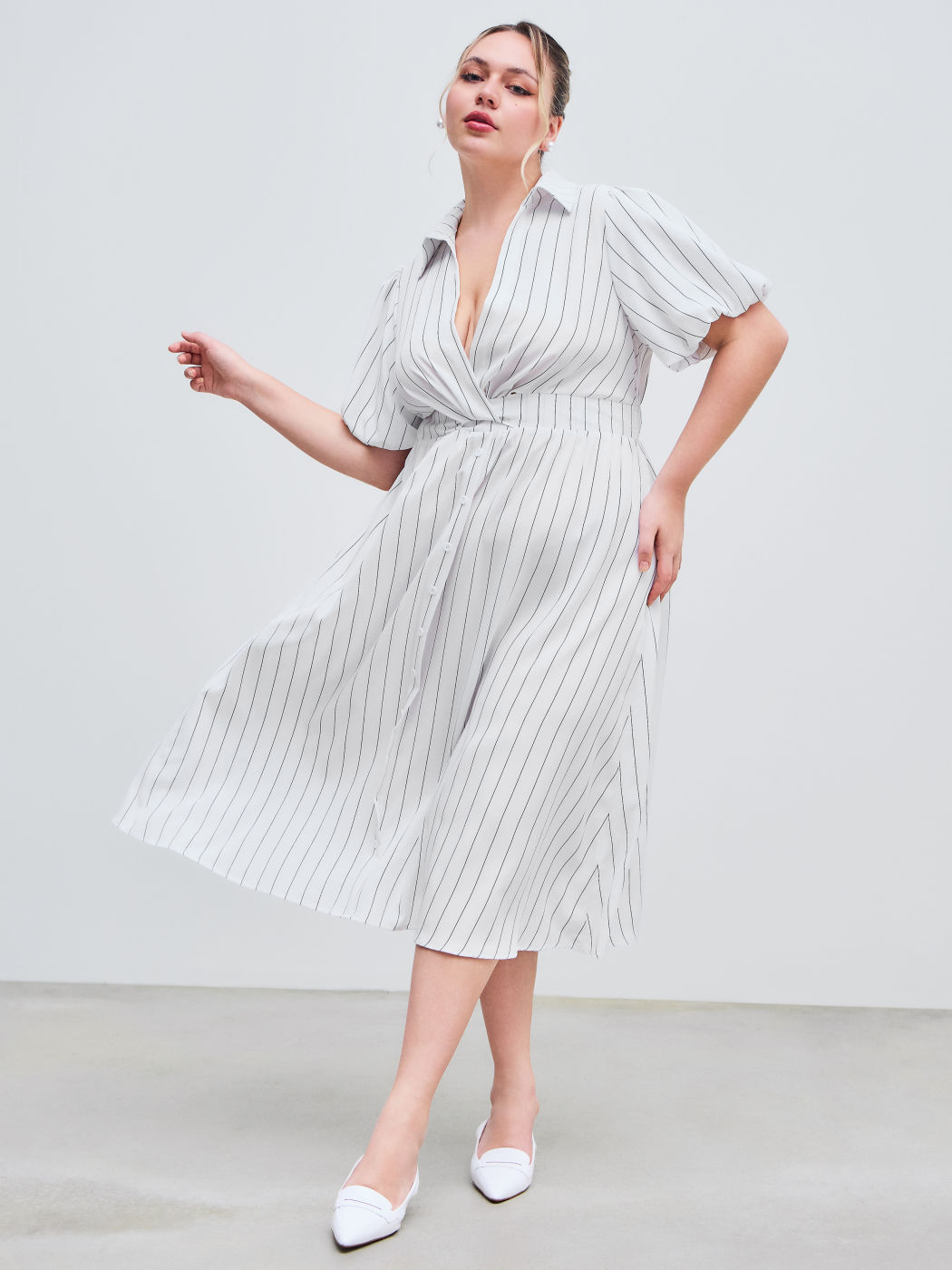 Camicia midi intrecciata con scollo a V e tasca a righe Curve & Plus