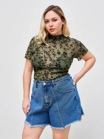 Velvet V-neck Star & Moon Pattern Bell Sleeve Romper Curve & Plus