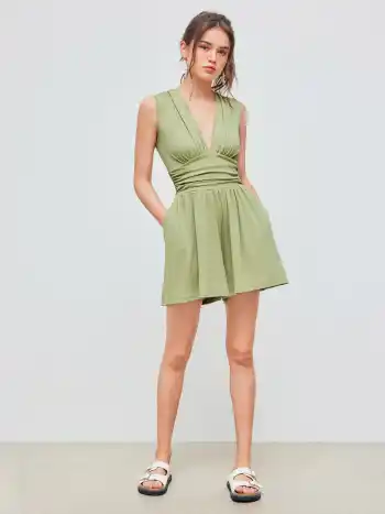 V-neck Solid Ruched Pocket Romper