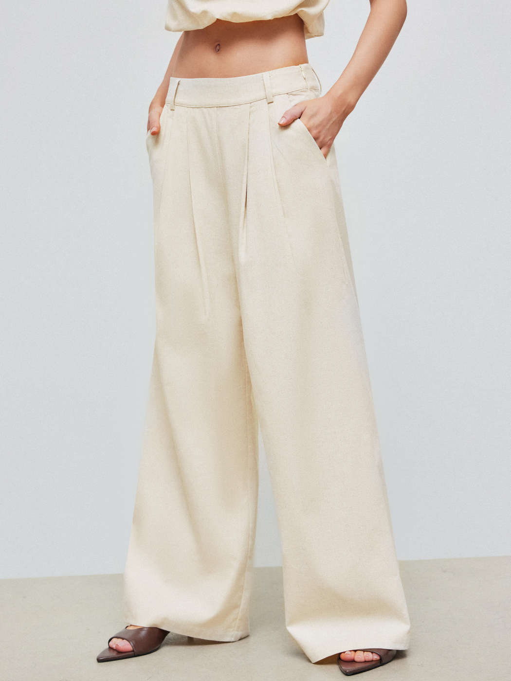 Linen-blend Linen-blend Mid Rise Pocket Solid Wide Leg Trousers