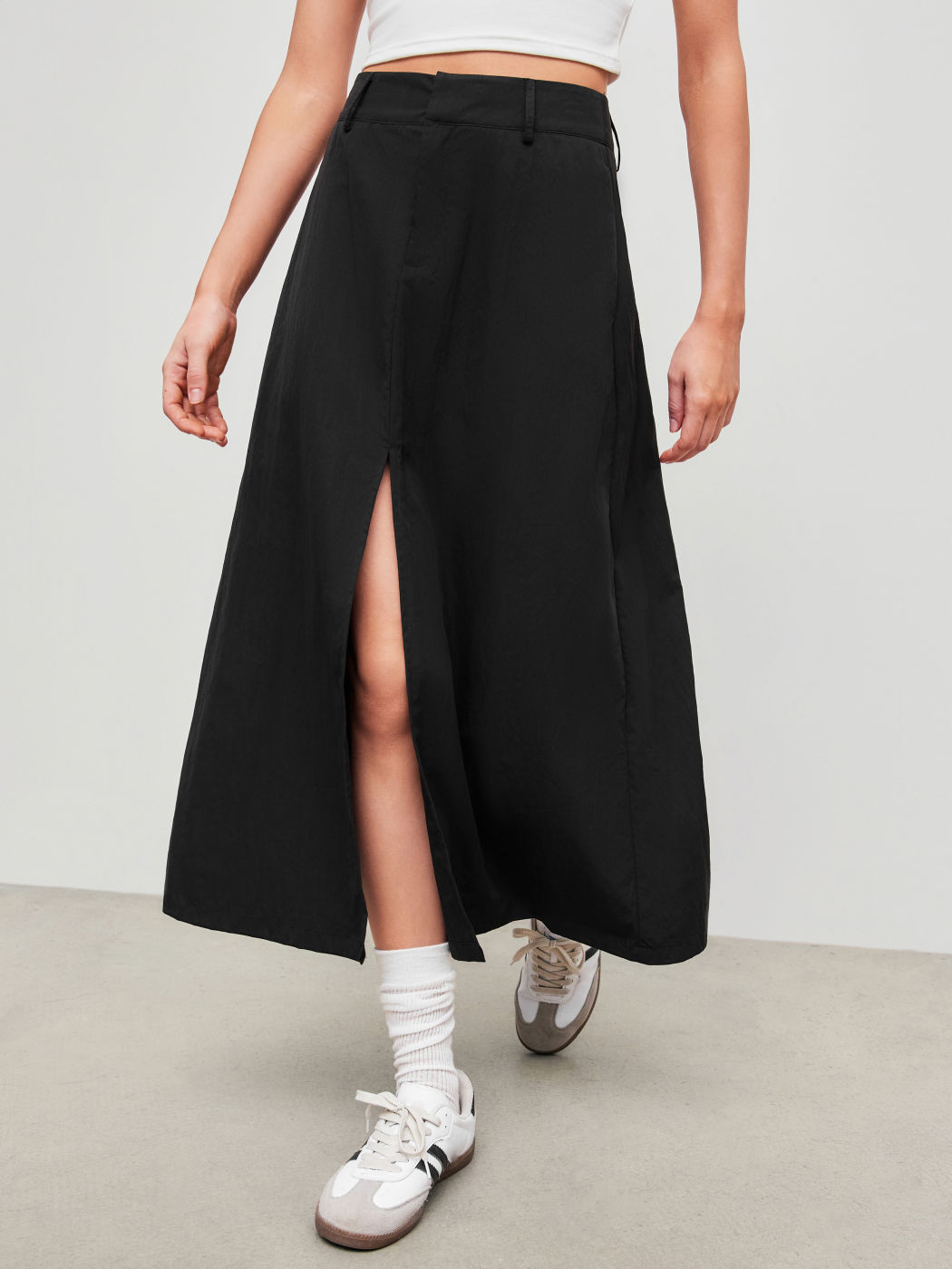 Mid Rise Solid Split Maxi Skirt