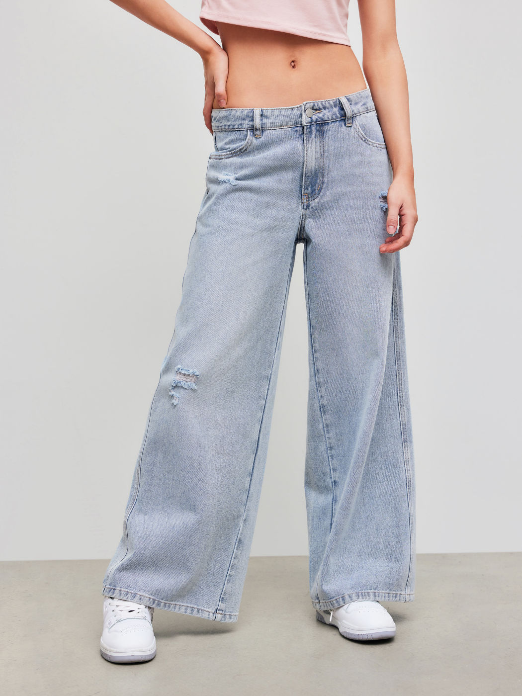 Denim Low Rise Solid Baggy Jeans