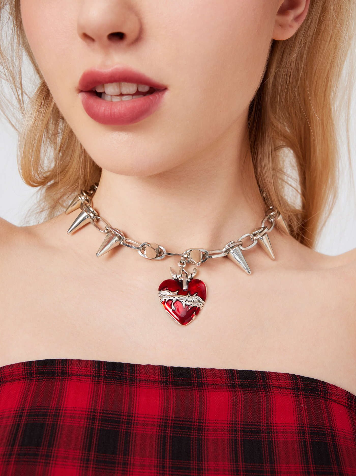 Zinc Alloy GOTHIC HEART PENDANT NECKLACE For Music Festival/Live House Party/Clubbing